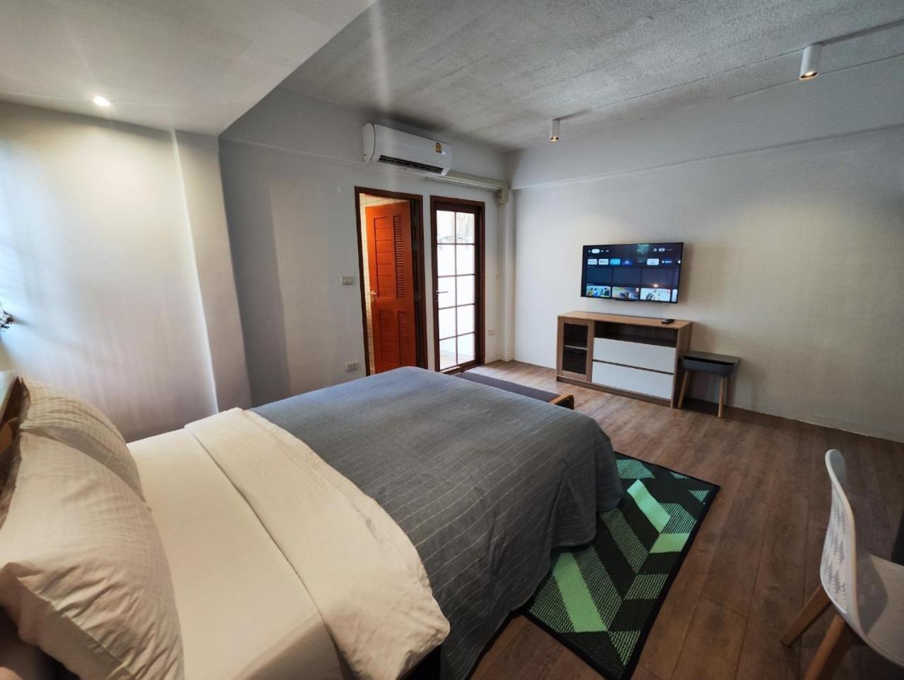 Suneta Hostel Chiangmai Csiangmaj Kültér fotó
