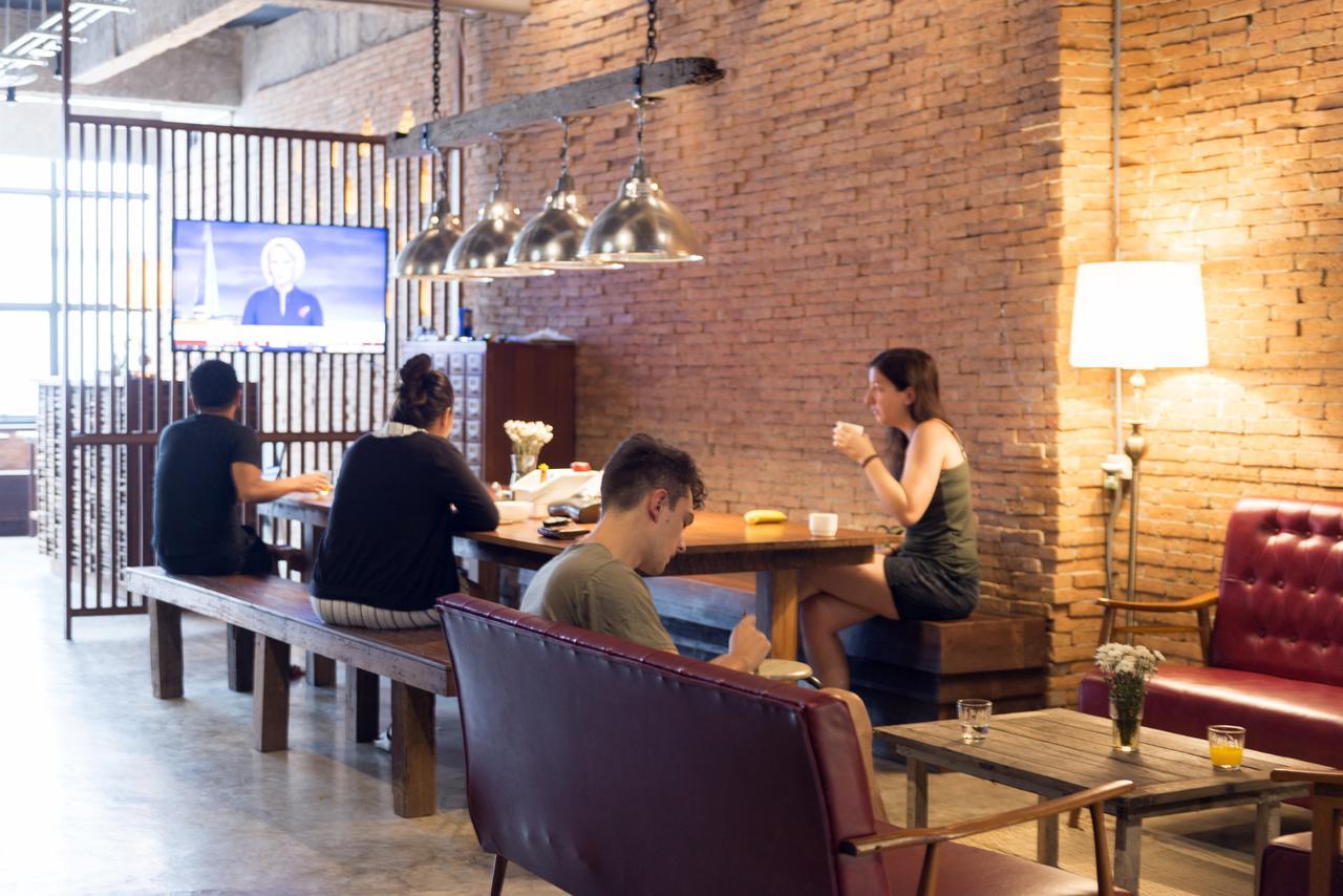 Suneta Hostel Chiangmai Csiangmaj Kültér fotó